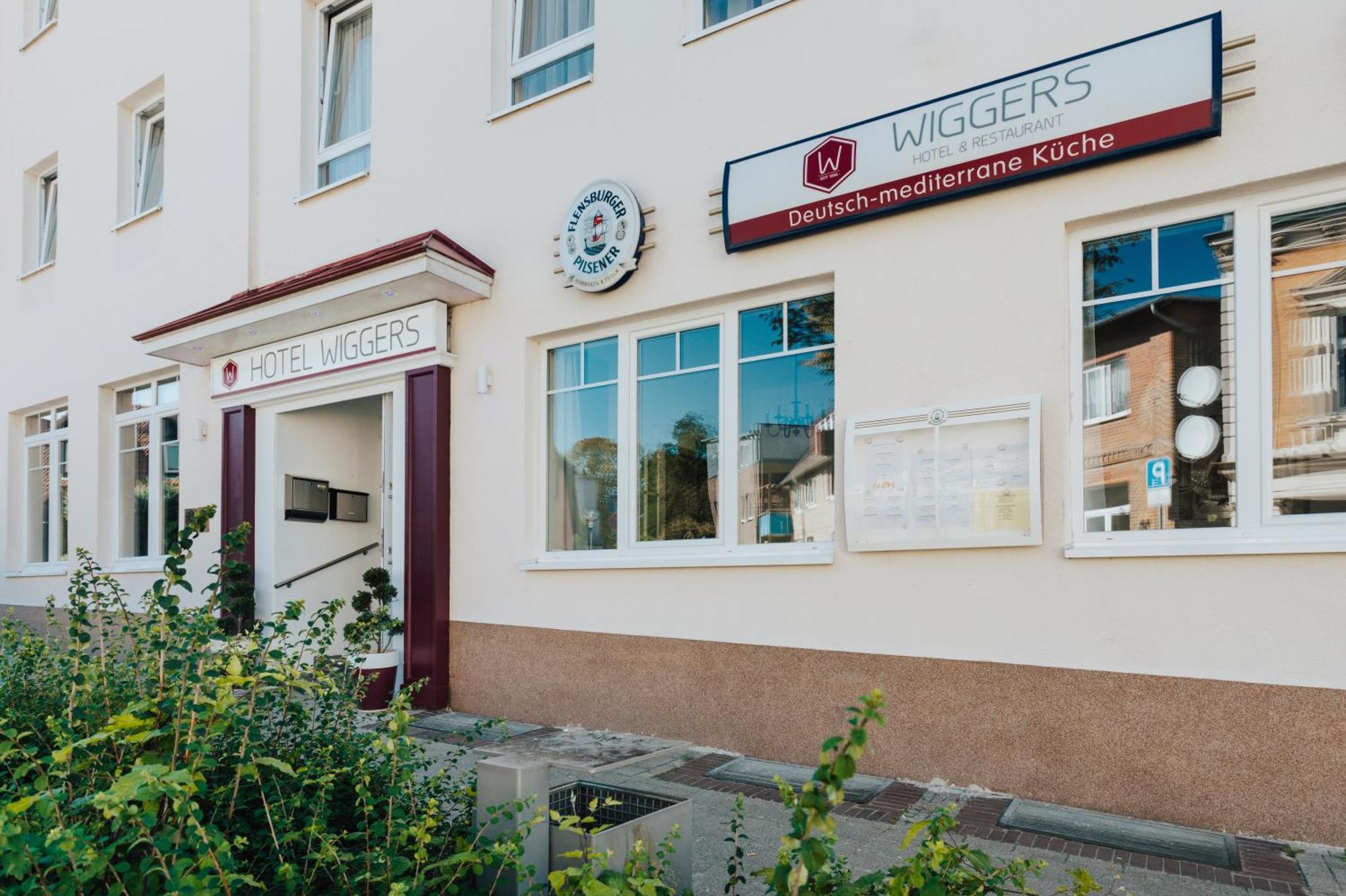Hotel & Restaurant Wiggers Bad Oldesloe Exterior photo